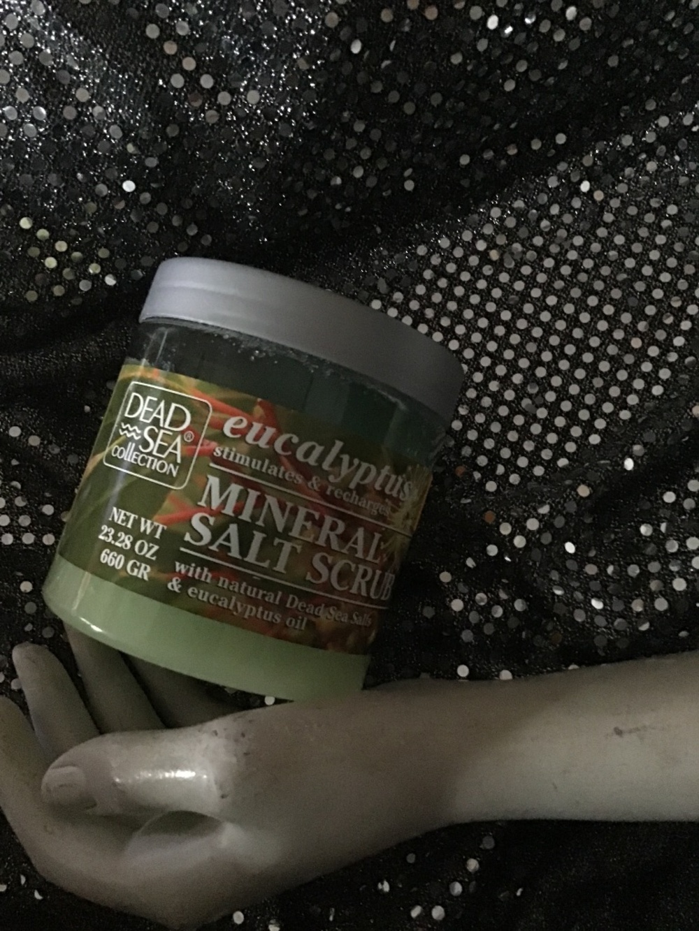 Dead Sea collection Eucalyptus mineral salt scrub 23.28 oz New/sealed